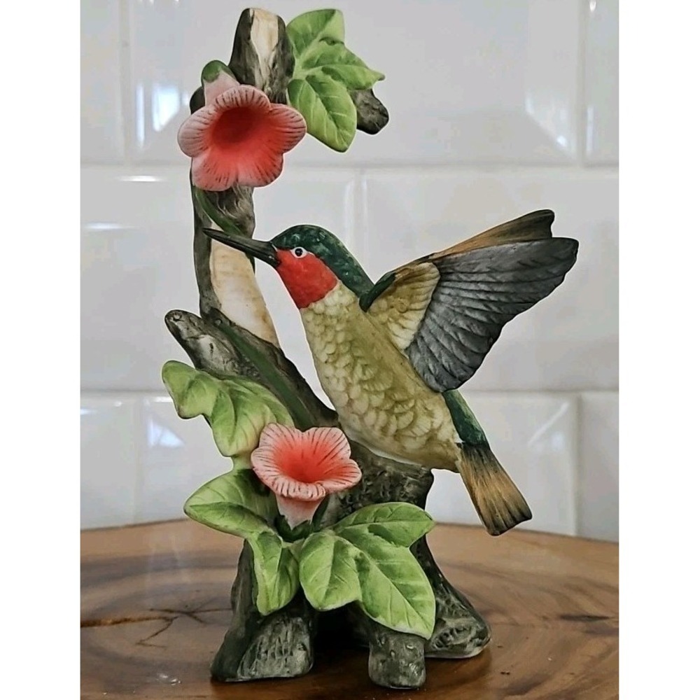 Vintage Gallery‎ Originals Porcelain "Hummingbird" Figurine Made In Japan